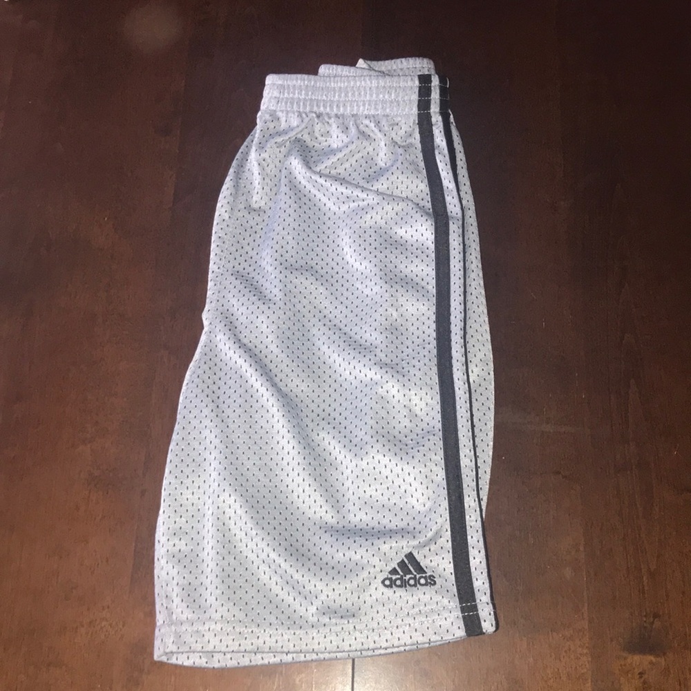 Basketball shorts